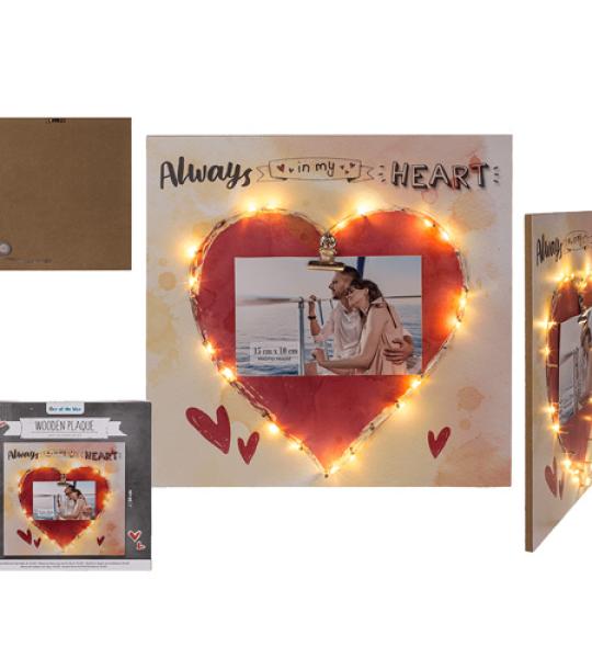 wooden plaque with clip + leds